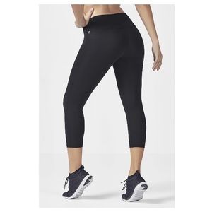 Fabletics black capri leggings